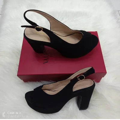 Product image attachment 1 - heels valentino garavani