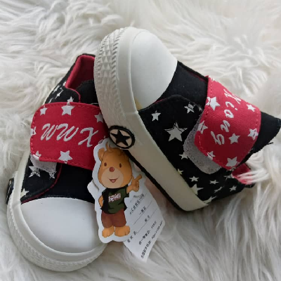 Product image attachment 1 - Kids Shoe size 19-25