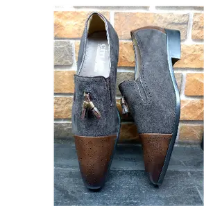 Photo 1 du produit  - Chaussure Paire pointure 40-45