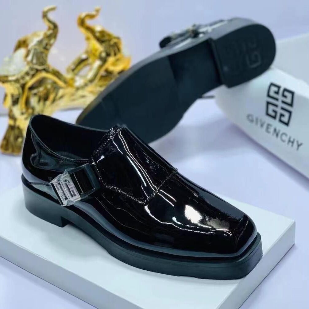 chaussure de luxe original avec carton