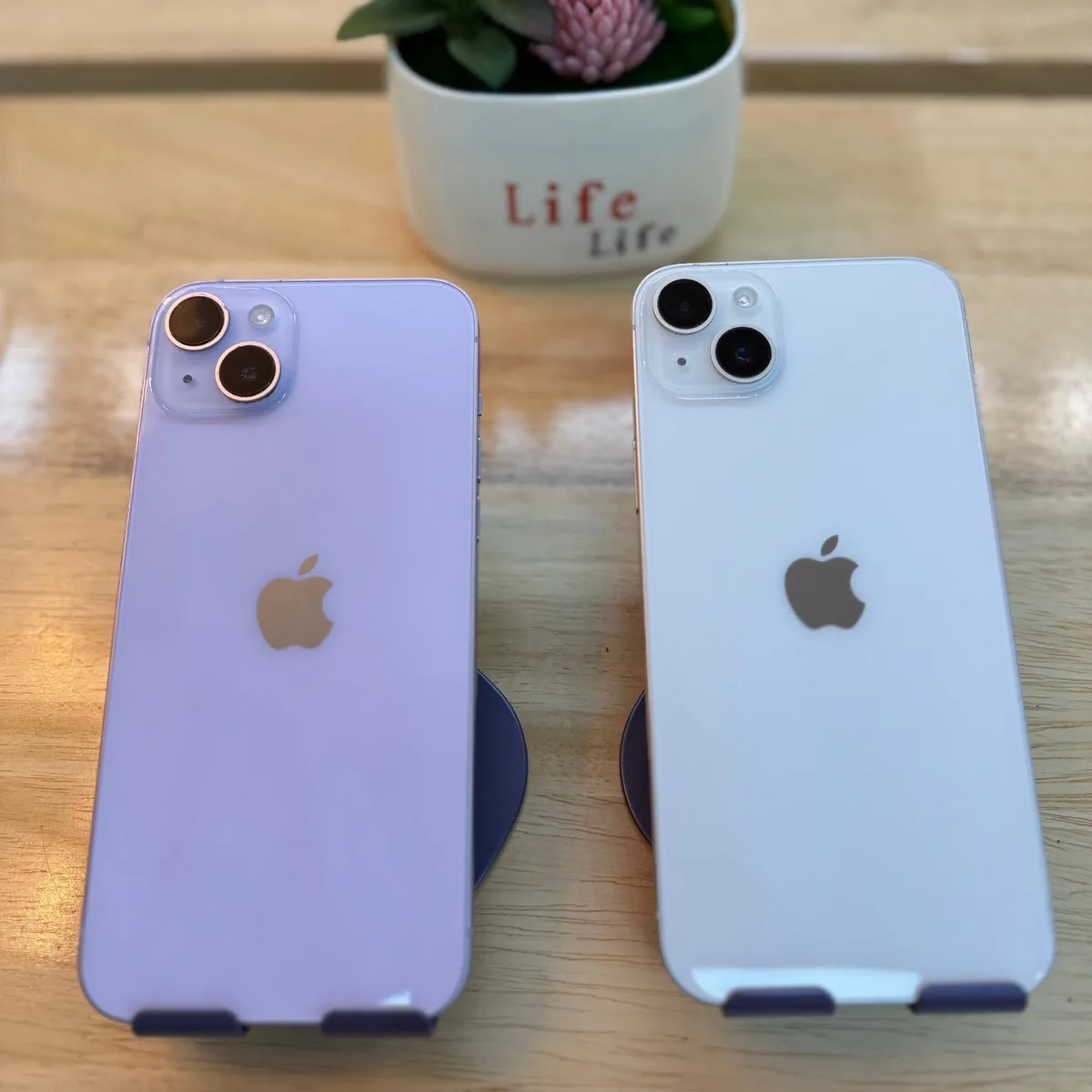 Photo 1 du produit - iPhone 14 plus 128 giga