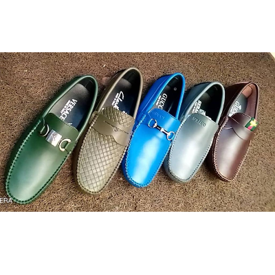 Photo 1 du produit - Mocassins Gucci & versace