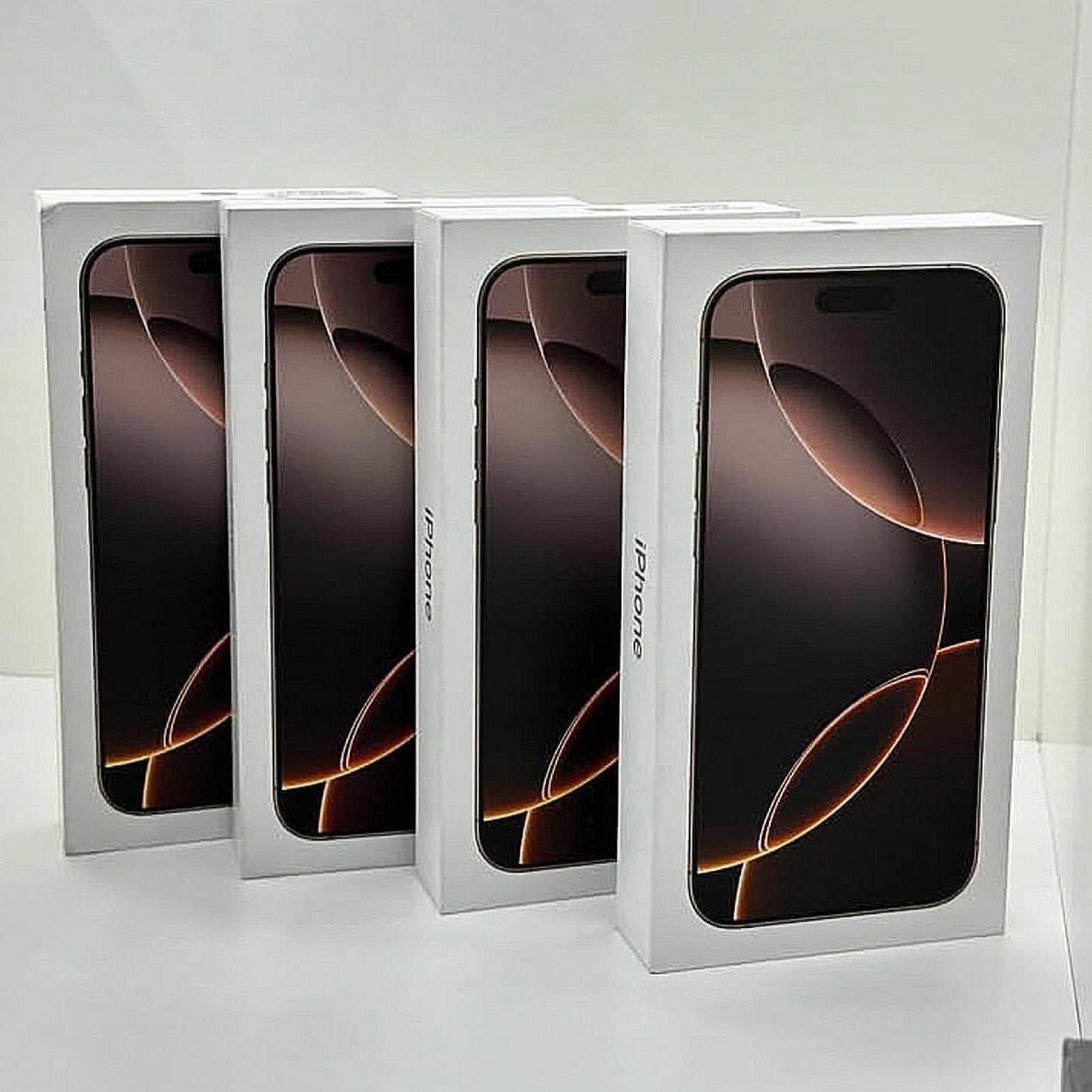 Photo 1 du produit - 16 PROMAX 256G SCELLE