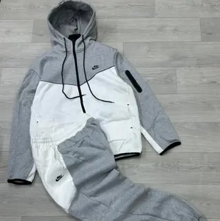 Photo 3 du produit  - NIKE TECH