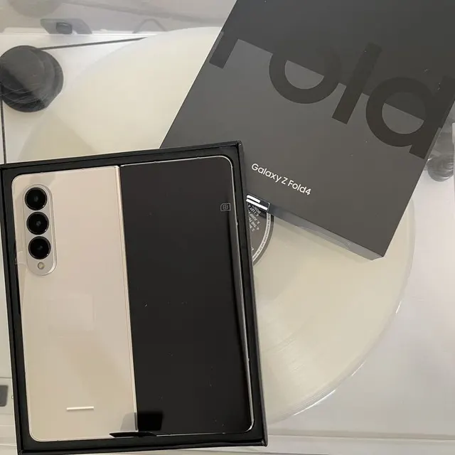 Image de SAMSUNG GALAXY ZFOLD4 5G 256G