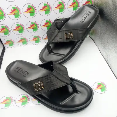 Image de Barbouches Fendi