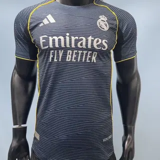 Photo 2 du produit  - MAILLOT RÉAL MADRID BLANC ET NOIR 2025/2026