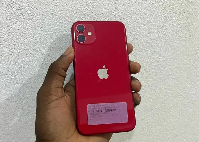 Image de IPHONE 11 ROUGE 91% BATTERY