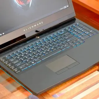 Product image attachment 2 - Alienware 17 R4