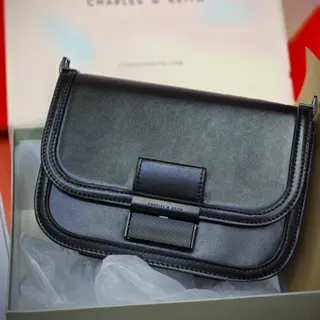 Photo 2 du produit  - Sac de Luxe _ Charles & Keith 📦