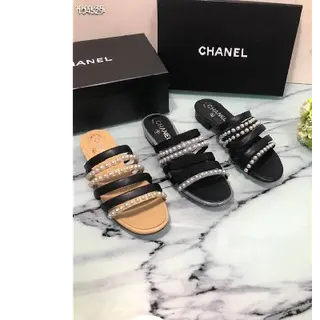 Photo 1 du produit  - Sandale Chanel pointure 38-42