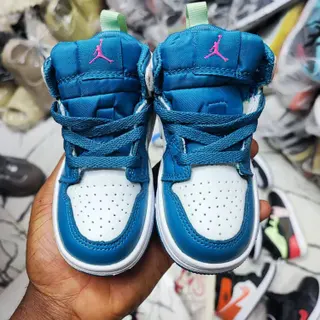 Photo 1 du produit  - Jordan 1 enfant