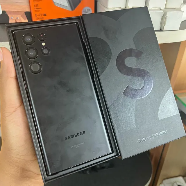 Image de Samsung Galaxy S22 ULTRA BOX OPEN 128G