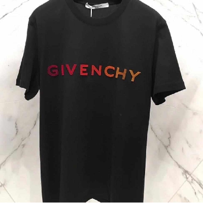 Photo 1 du produit - polo de marque Givenchy