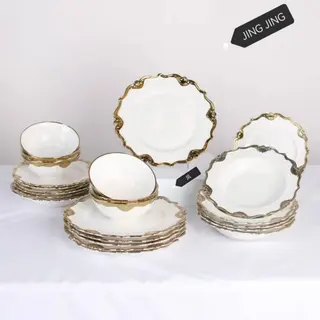 Photo 1 du produit  - Ensemble plats des évènements CHIC