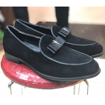 Image de Chaussures formelles de couleur noire