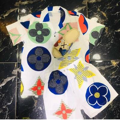 Photo 2 du produit - Ensemble complet Louis avec barbouches