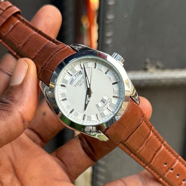 Product image attachment 3 - Tissot Couturier Day date