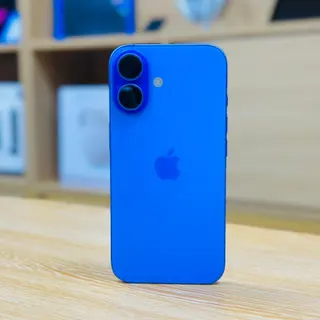 Product image attachment 1 - iPhone 16 simple 128 giga open box