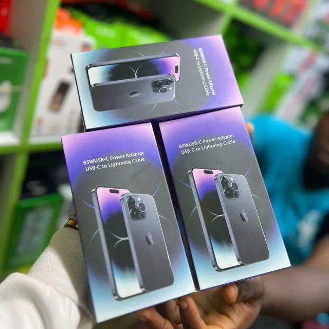 Image de Apple fast charger USB-C 65W