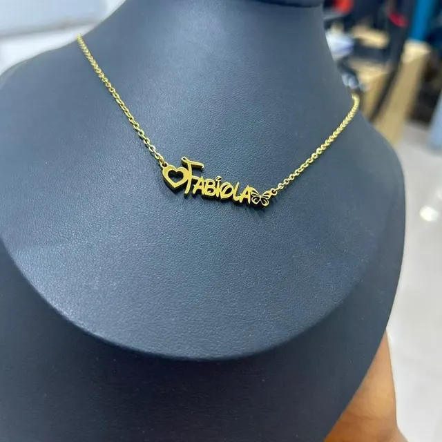 Image of Bijoux personnalisés à découpage Lazer