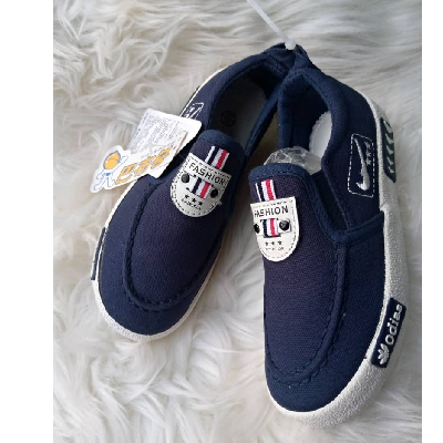 Photo 1 du produit - Chaussures Enfant pointure 25-30