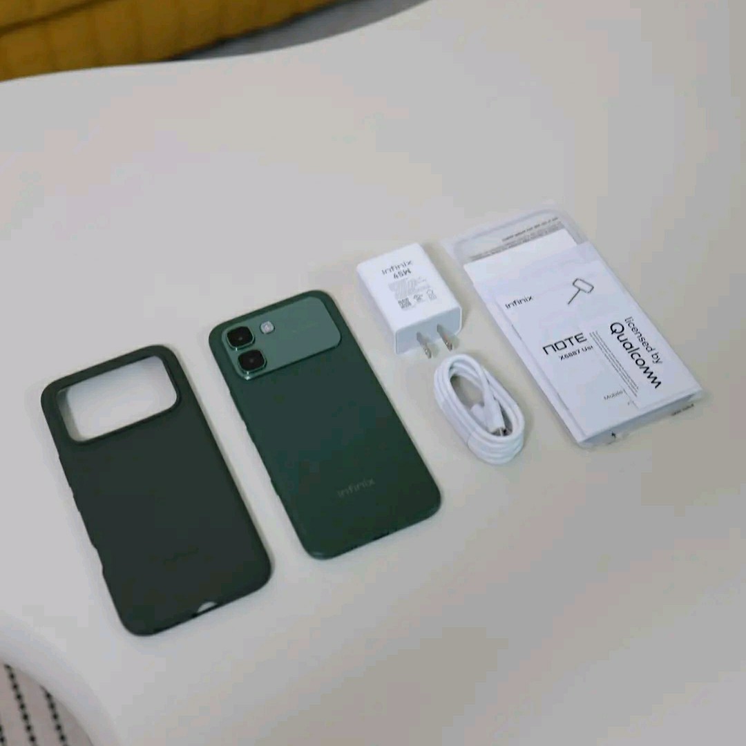 Product image attachment 4 - Infinix NOTE EDGE - 256/8