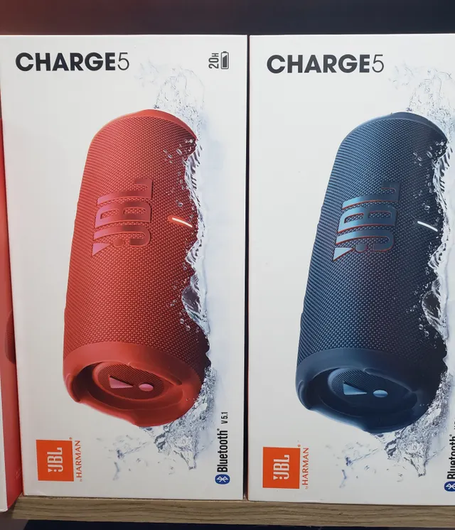 Image of JBL CHARGE 5 RED AND BLUE