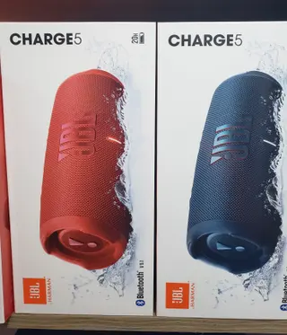 Photo 1 du produit  - JBL CHARGE 5 ROUGE ET BLEUE