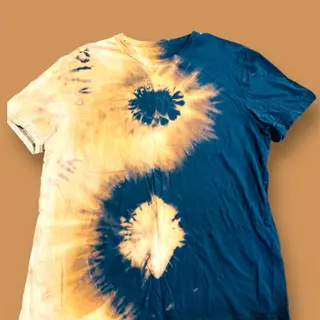 Photo 3 du produit  - T-Shirt Tie and dye red