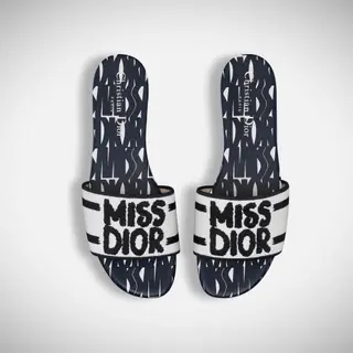 Photo 4 du produit  - Chaussons Miss Dior