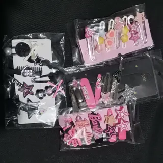 Product image attachment 2 - Barbie hair clips