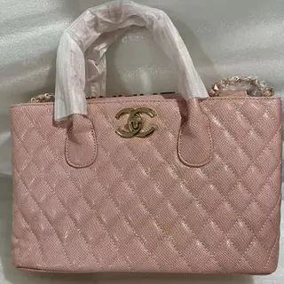 Product image attachment 3 - women's handbag
