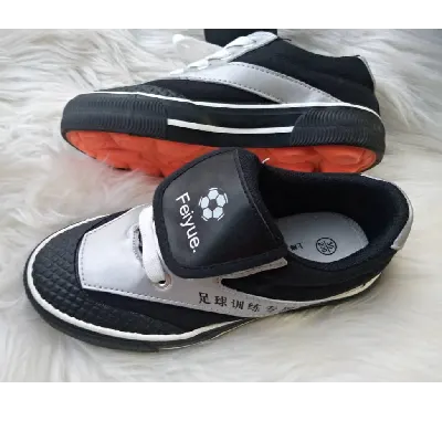 Image de Chaussures Enfant pointure 30-36