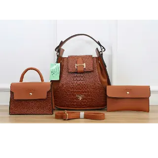 Product image attachment 4 - PRADA bags and clutches