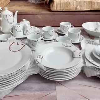 Photo 1 du produit  - plats vaisselle ensemble 50pieces