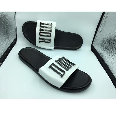 Photo 1 du produit - Barbouches Dior