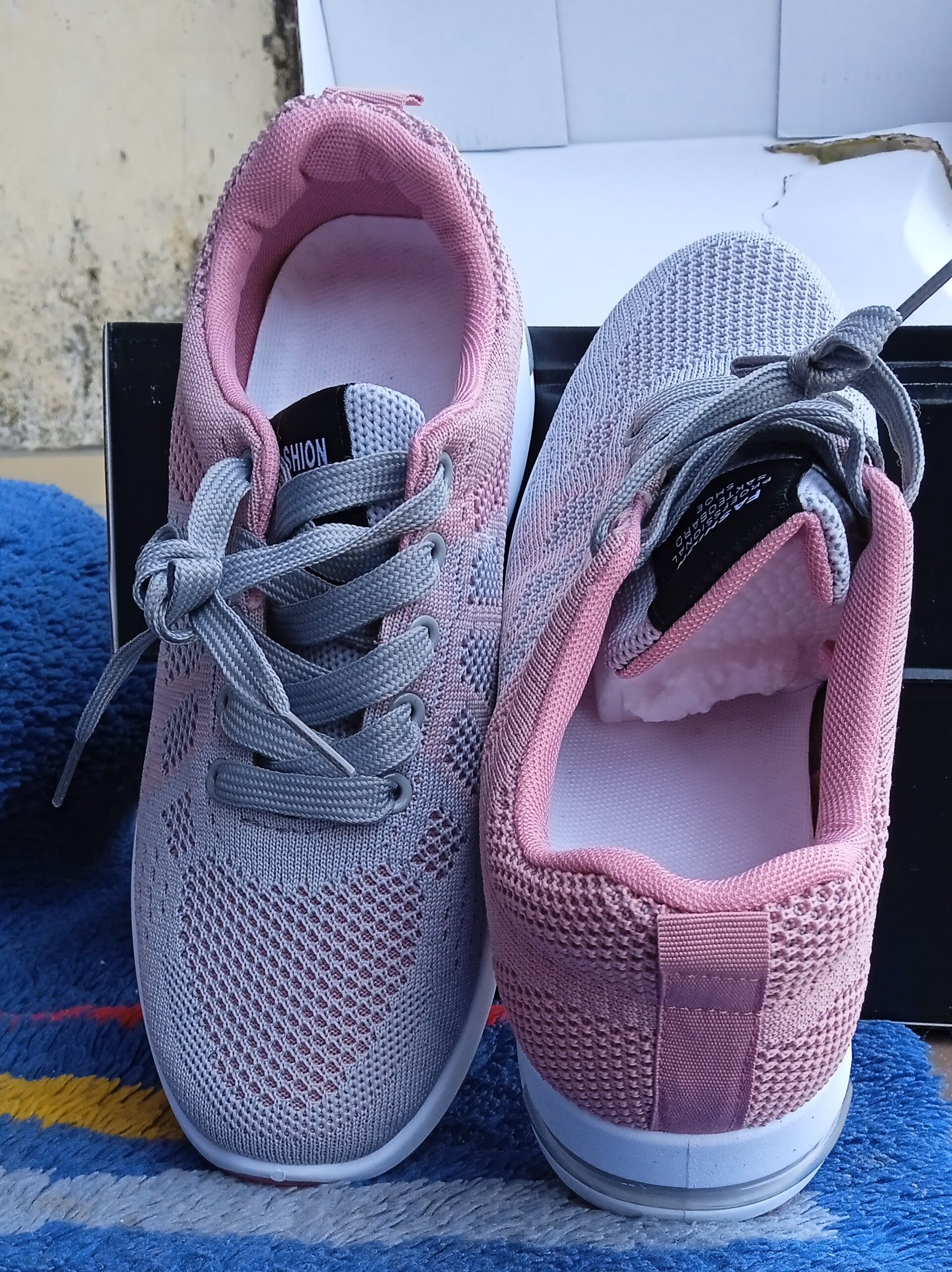 Product image attachment 1 - Stylish and comfortable sneakers Women 38 to 41