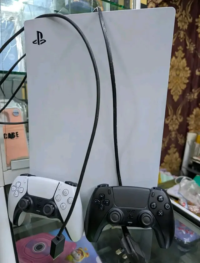 Image de SONY PLAYSTATION 5 PS5 1 TERA 2 MANETTE OCCASION