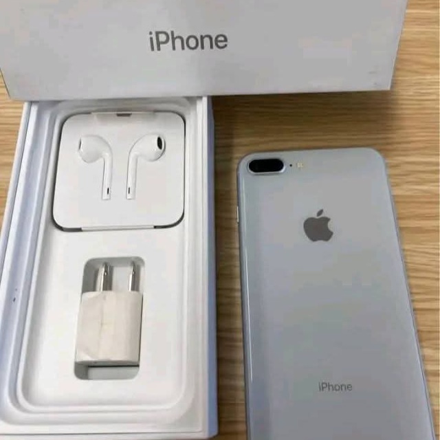 Product image attachment 1 - iPhone 8