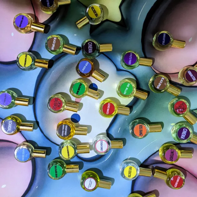 Image de huiles de parfum variées 10 ml d'une durée de 48 H