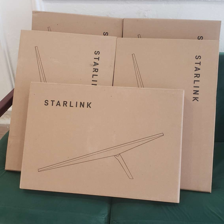Photo 1 du produit - STARLINK V4 STANDARD