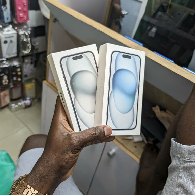 Photo 1 du produit - IPHONE 15 - 128G