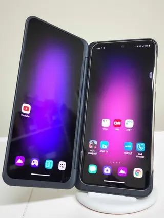 Photo 1 du produit  - LG V60 5G - 128G 2 ECRAN