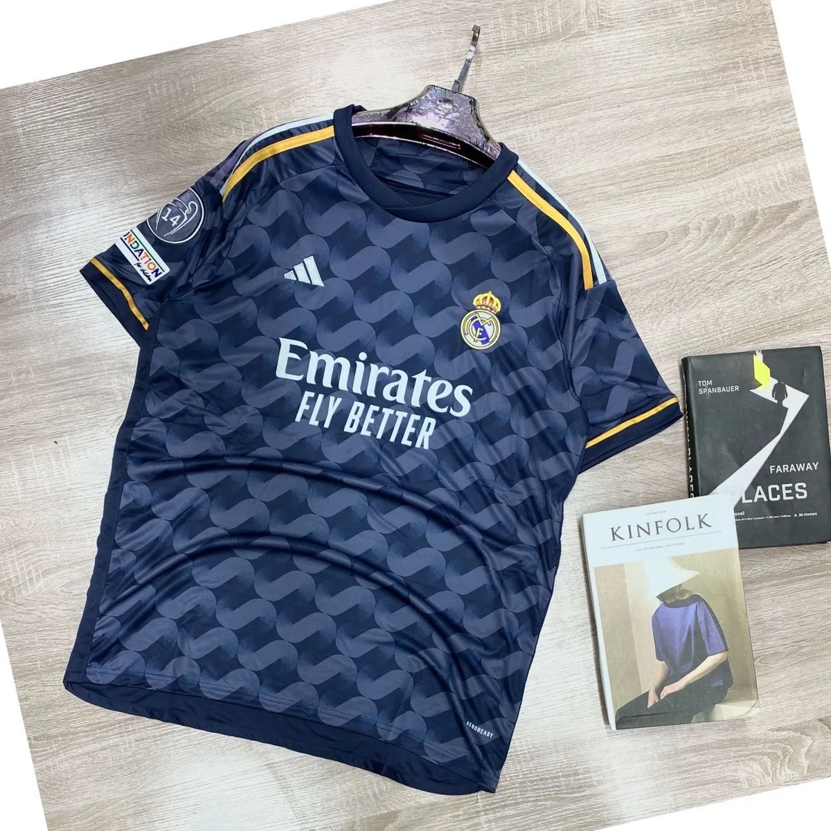 Photo 1 du produit - Maillot du Real de Madrid: 2023/2024