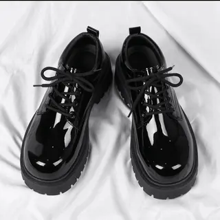 Product image attachment 1 - pair of black shoes