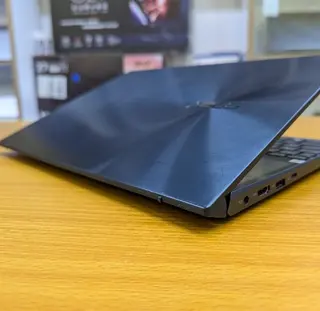Photo 4 du produit  - Asus ZenBook 14 Duo UX481