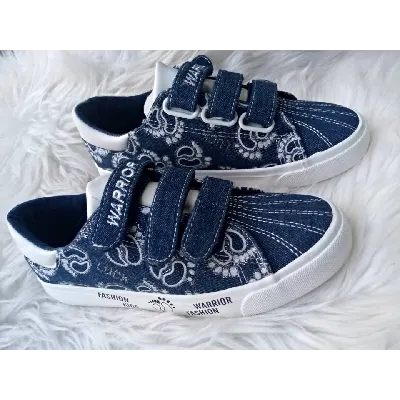 Image de Chaussures Enfant pointure 30-36