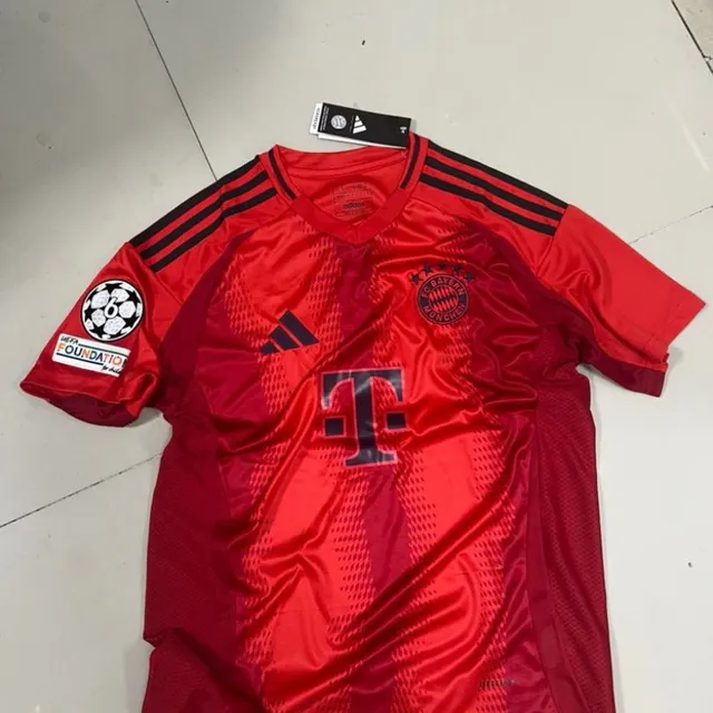 Image de maillots club nouvelle saison