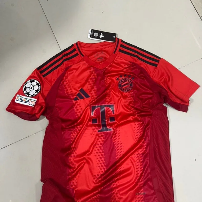 Product image attachment 1 - new season club jerseys